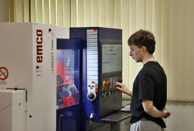 Mechanik nastavovač